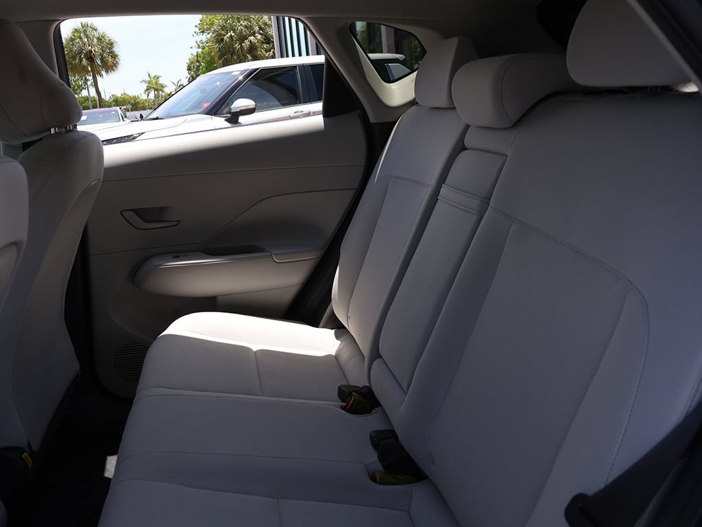 Used 2024 Hyundai Kona SEL FWD image 34