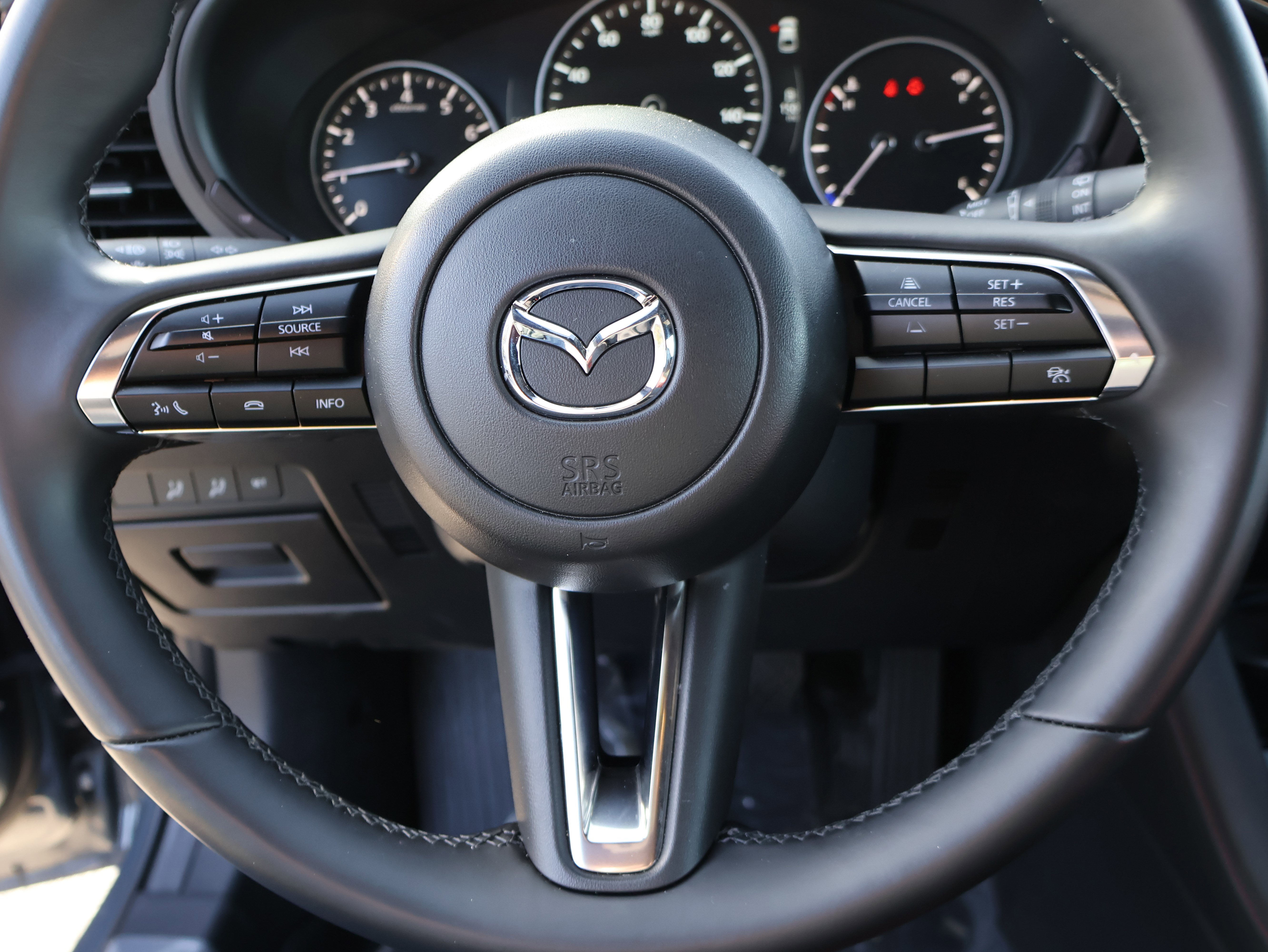 Certified 2025 MAZDA MAZDA3 Carbon image 32