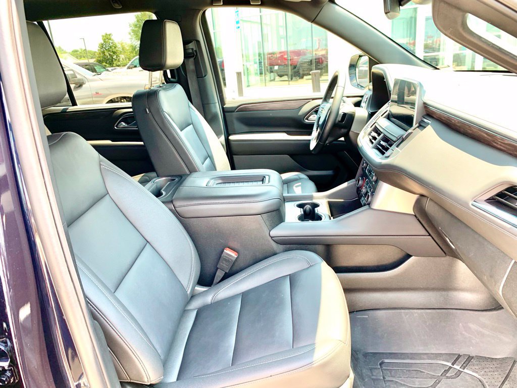 Used 2024 Chevrolet Tahoe LT RWD image 30