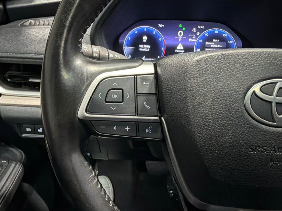 Used 2024 Toyota Grand Highlander AWD image 22