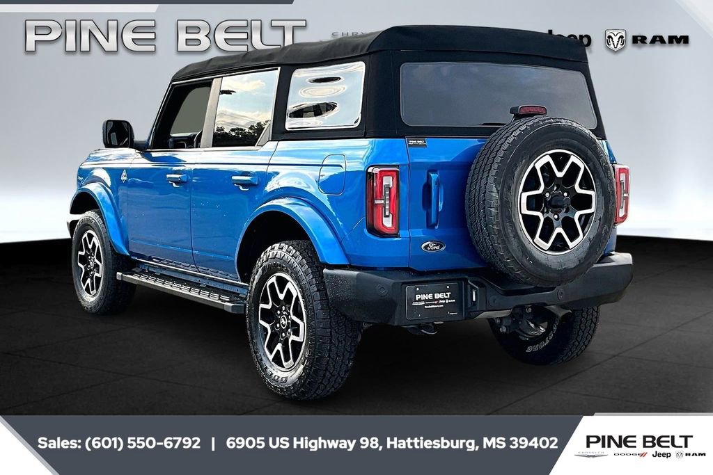 Used 2022 Ford Bronco Outer Banks image 2