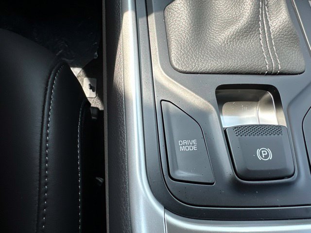 New 2026 Kia Carnival FWD image 45