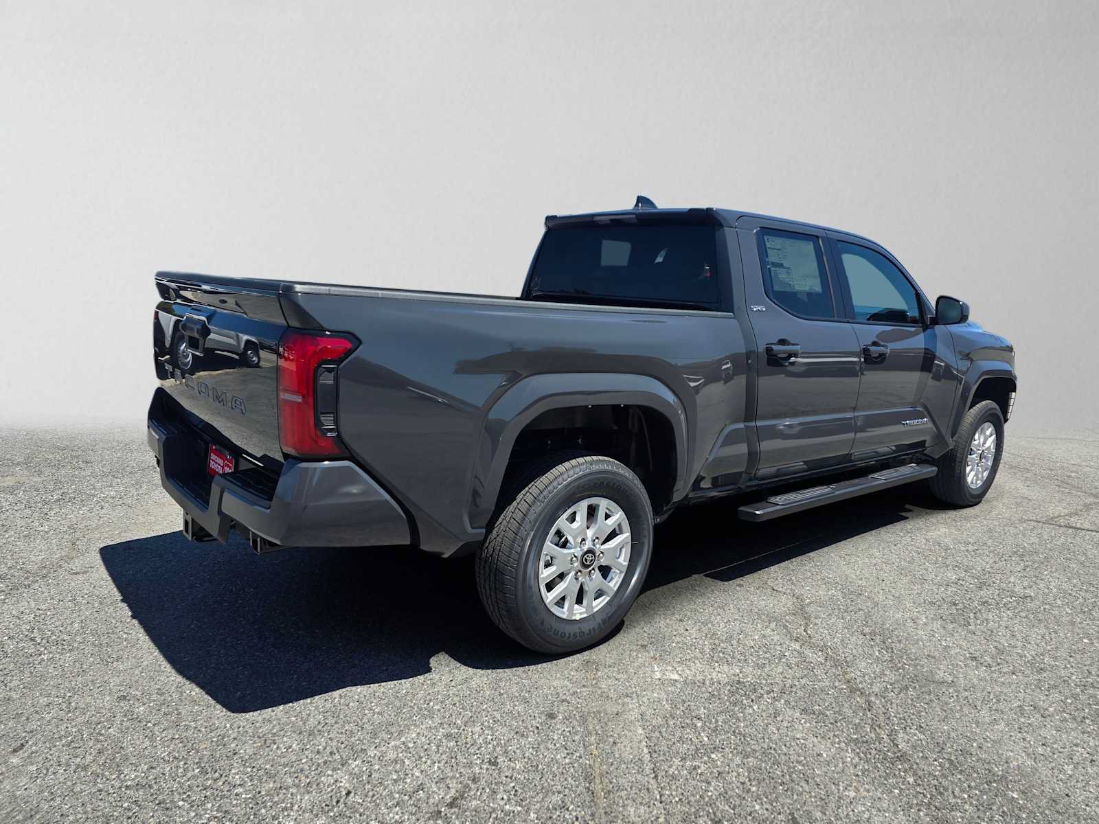 Used 2026 Toyota Tacoma SR5 RWD image 3
