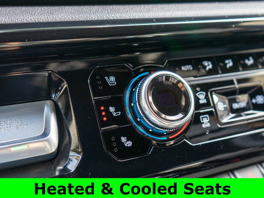 Used 2025 GMC Sierra 3500 AT4 w/ Technology Package image 28