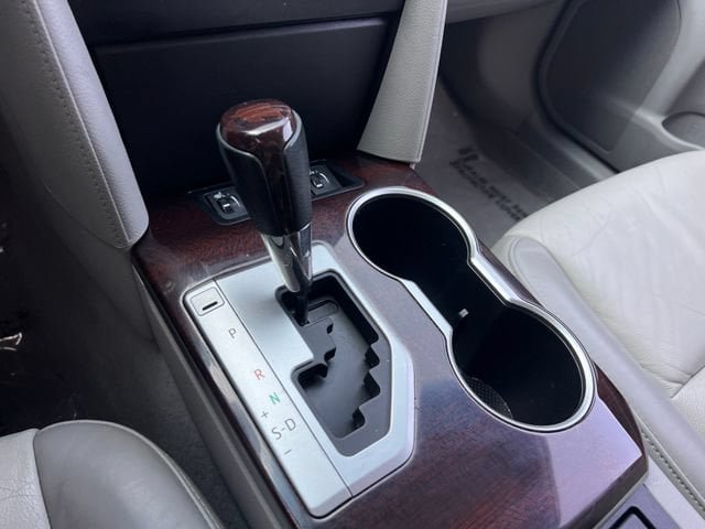 Used 2012 Toyota Camry XLE w/ Leather Pkg FWD image 25