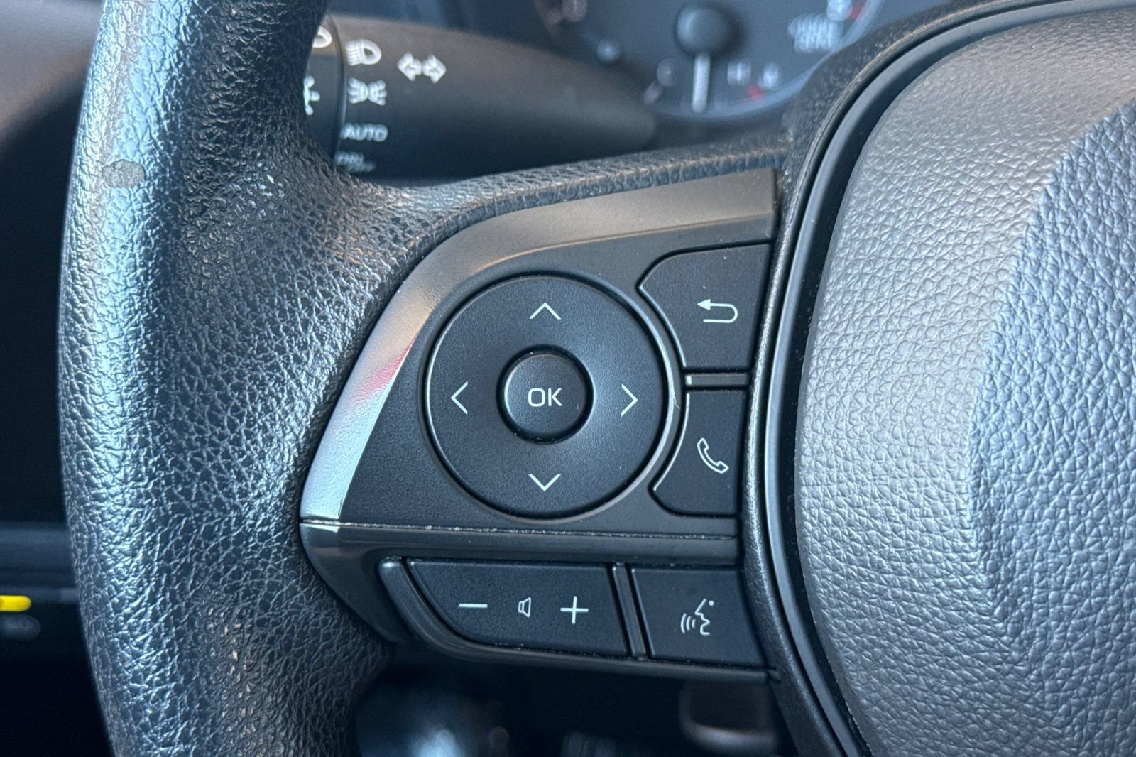 Certified 2024 Toyota Corolla LE FWD image 26
