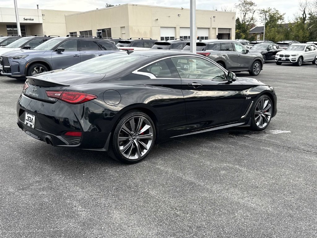 Used 2018 INFINITI Q60 Red Sport 400 w/ Sensory Package 3.0T Sport AWD/4WD image 26