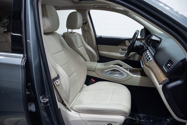 Used 2022 Mercedes-Benz GLE 350 4MATIC w/ Premium Package image 23