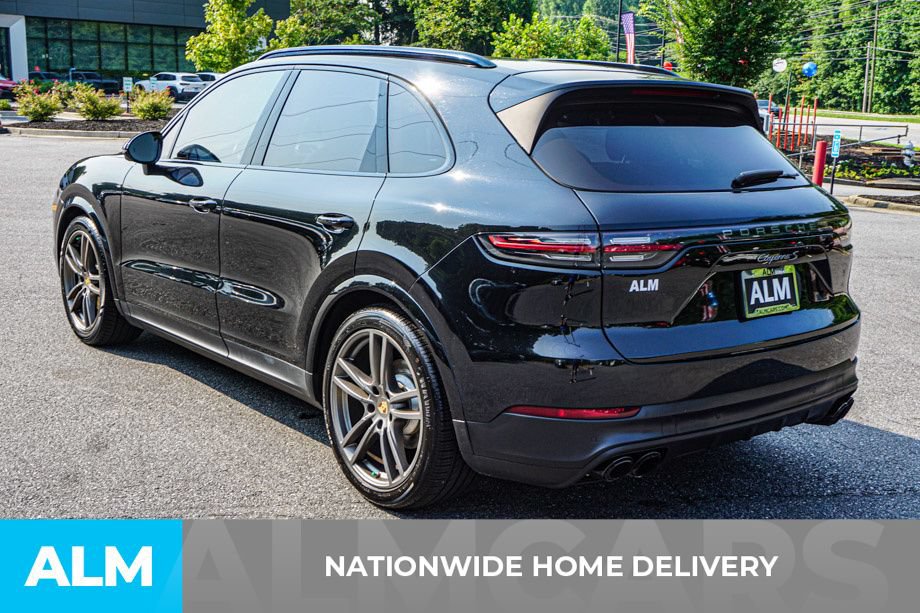 Used 2023 Porsche Cayenne S Platinum w/ Premium Package Plus AWD/4WD image 4