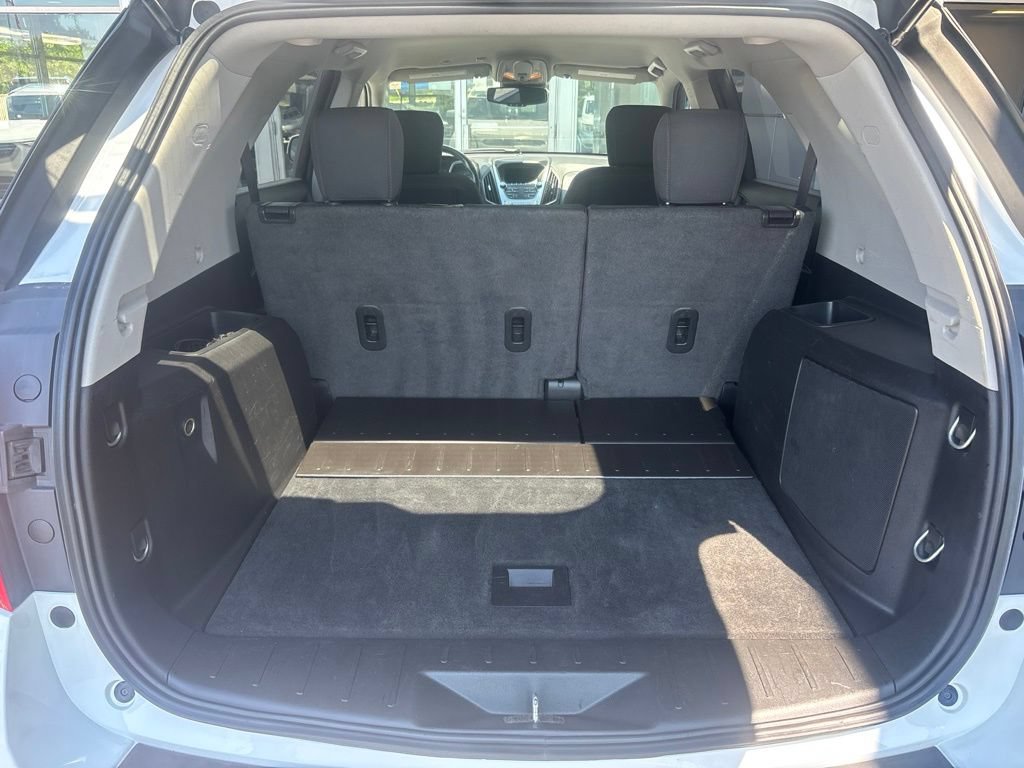 Used 2017 Chevrolet Equinox LT w/ Convenience Package AWD/4WD image 10