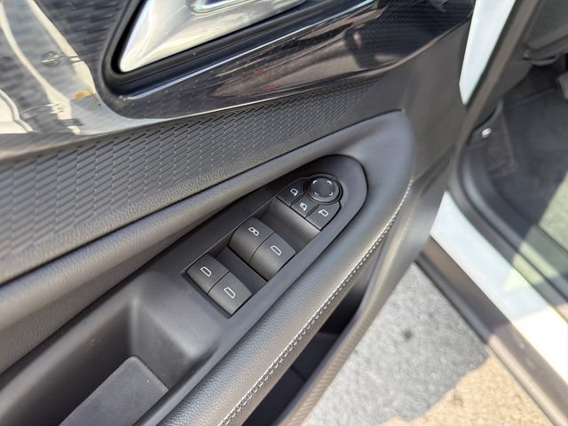 Used 2025 Chevrolet Blazer EV LT AWD/4WD image 11