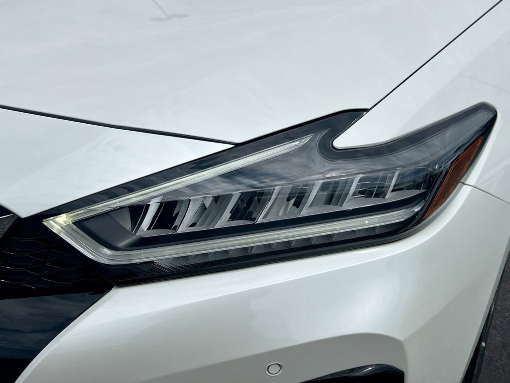Used 2022 Nissan Maxima Platinum w/ Sport Mat Group FWD image 15