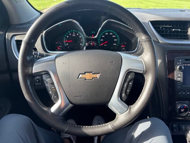 Used 2017 Chevrolet Traverse Premier AWD/4WD image 28