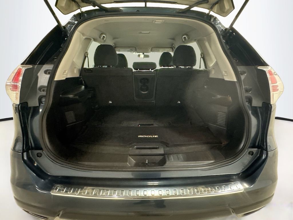 Used 2016 Nissan Rogue S image 28