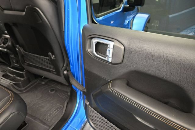 Used 2024 Jeep Wrangler Unlimited Sahara w/ Technology Group AWD/4WD image 20