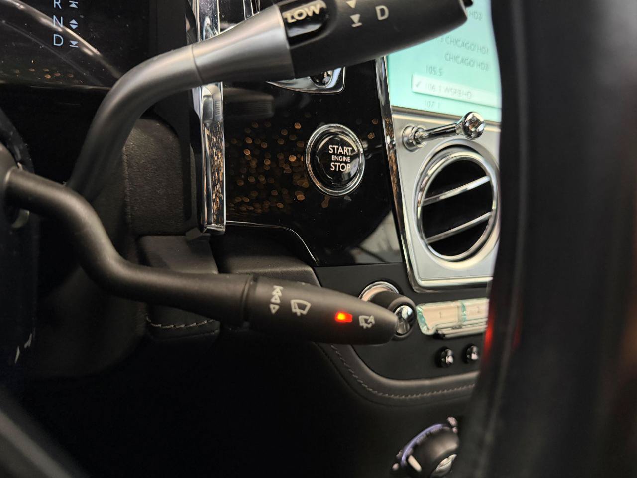 Used 2016 Rolls-Royce Wraith RWD image 28