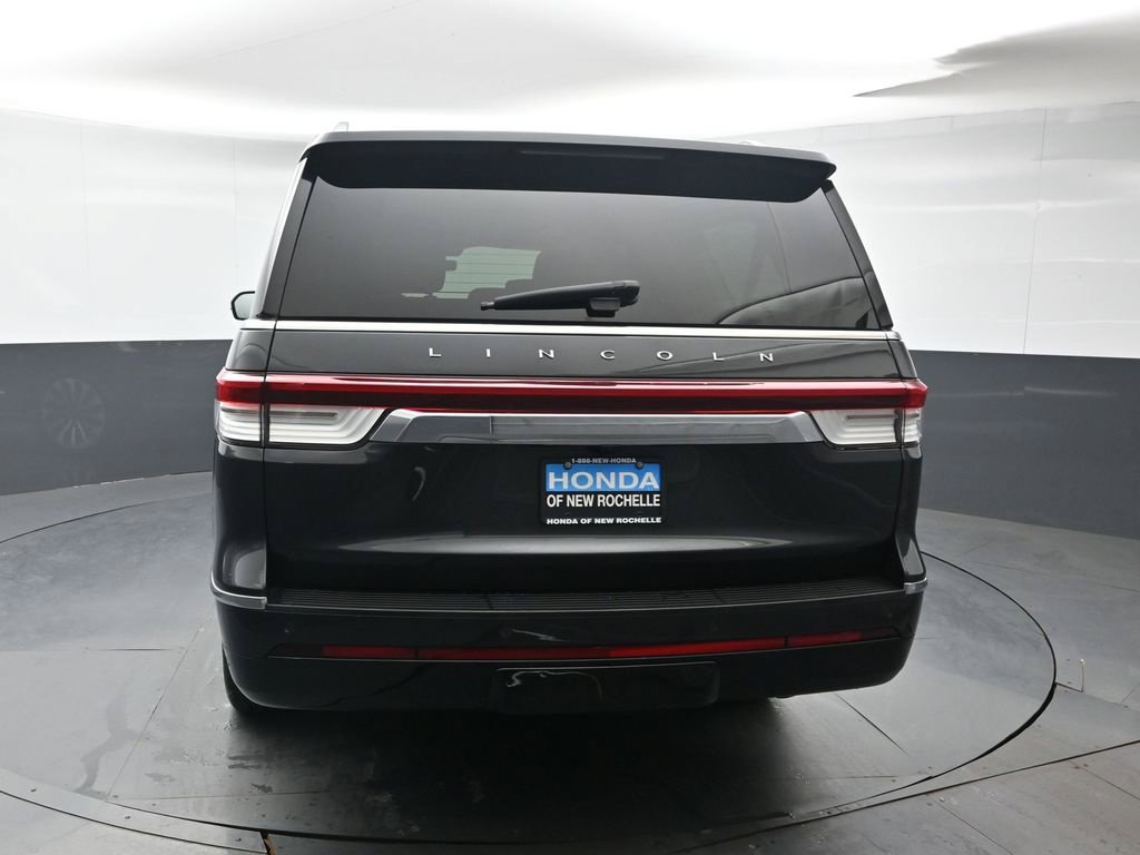 Used 2022 Lincoln Navigator L Reserve AWD/4WD image 5