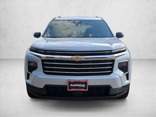 New 2027 Chevrolet Traverse LT w/ Driver Confidence Package FWD image 6