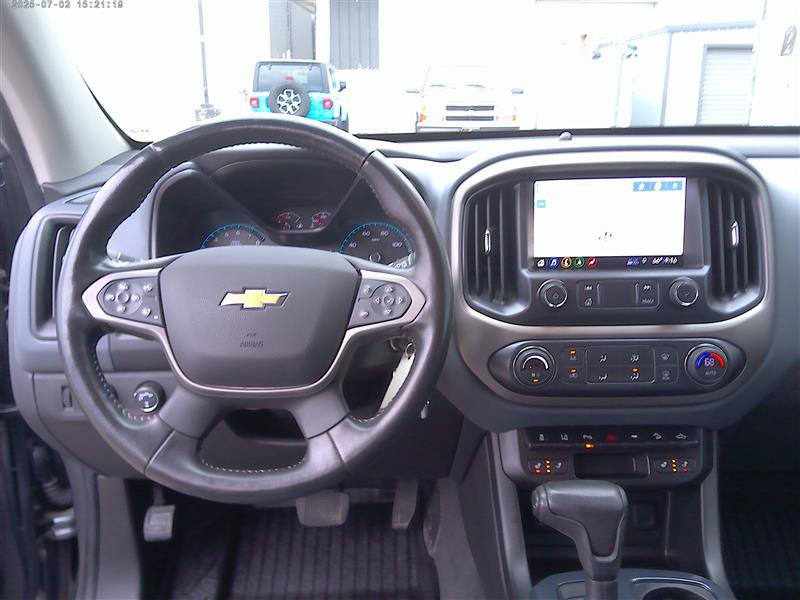 Used 2021 Chevrolet Colorado Z71 w/ Safety Package AWD/4WD image 14