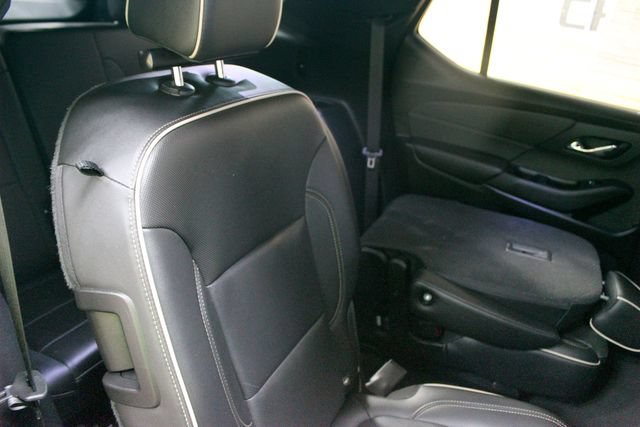 Used 2023 Chevrolet Traverse Premier AWD/4WD image 9