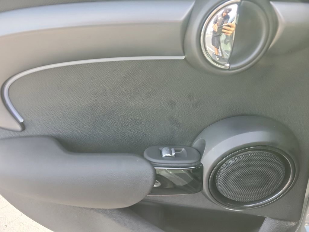 Used 2023 MINI Cooper S image 7