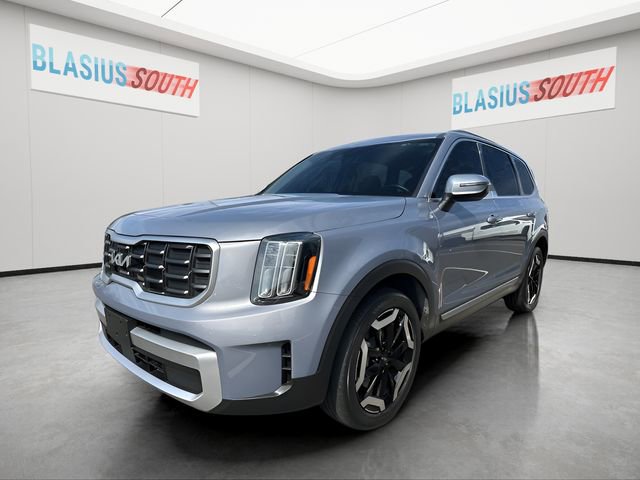 Used 2023 Kia Telluride S w/ S Sunroof Package image 7
