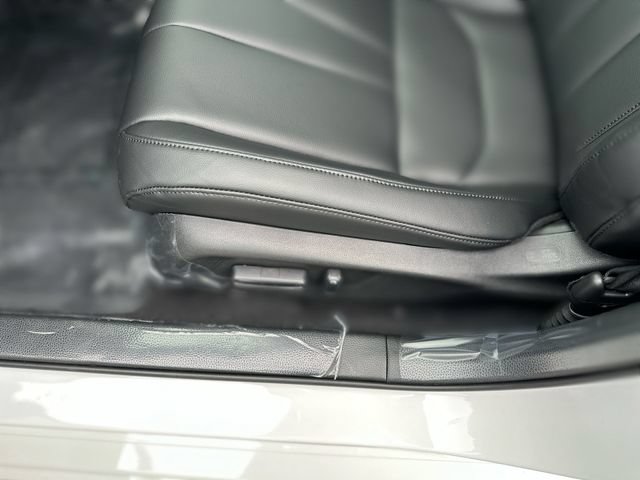 New 2026 Acura Integra FWD image 13