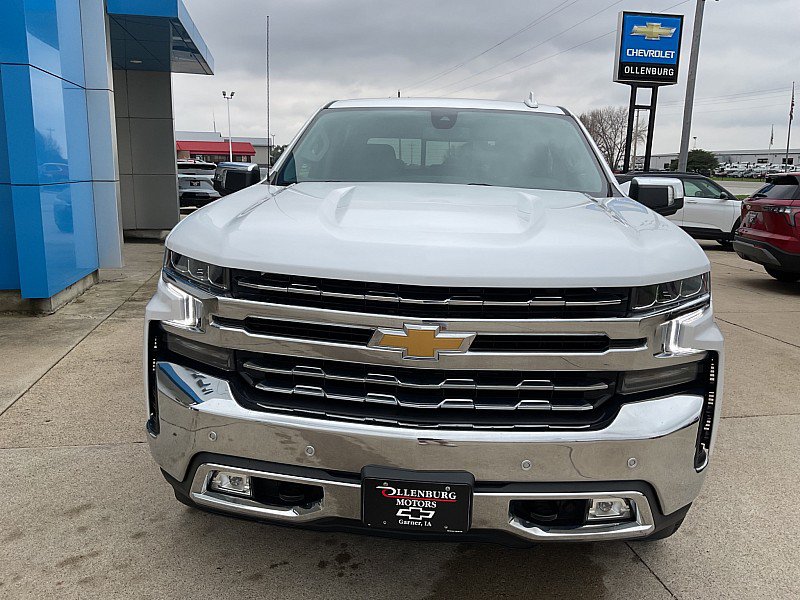 Used 2021 Chevrolet Silverado 1500 LTZ w/ Safety Package II AWD/4WD image 3