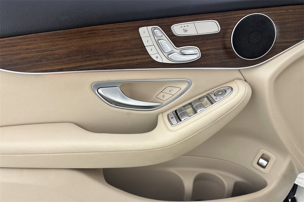 Certified 2022 Mercedes-Benz GLC 300 4MATIC image 11