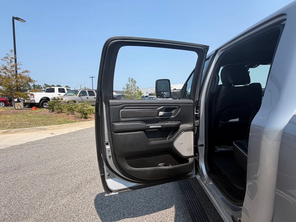 Used 2025 RAM 1500 Laramie w/ Advanced Safety Group II AWD/4WD image 53
