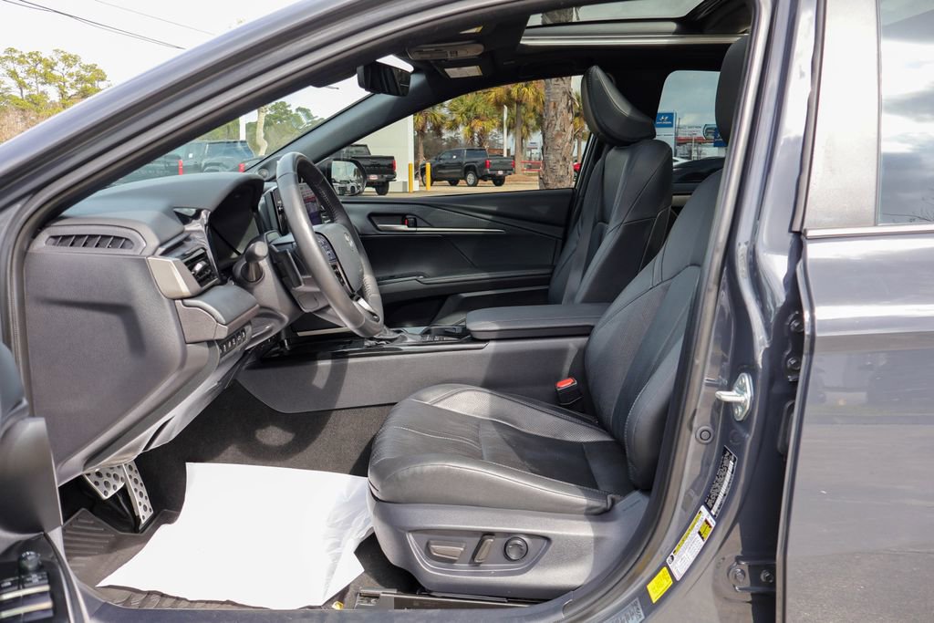 Used 2025 Toyota Camry XSE w/ Premium Plus Package FWD image 8
