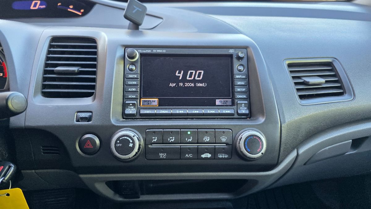 Used 2010 Honda Civic EX-L image 17