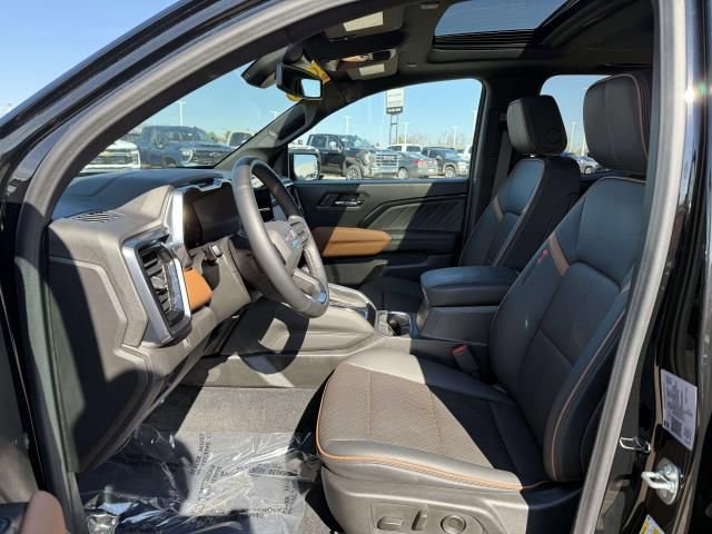 Used 2025 GMC Canyon AT4 w/ Technology Plus Package image 11