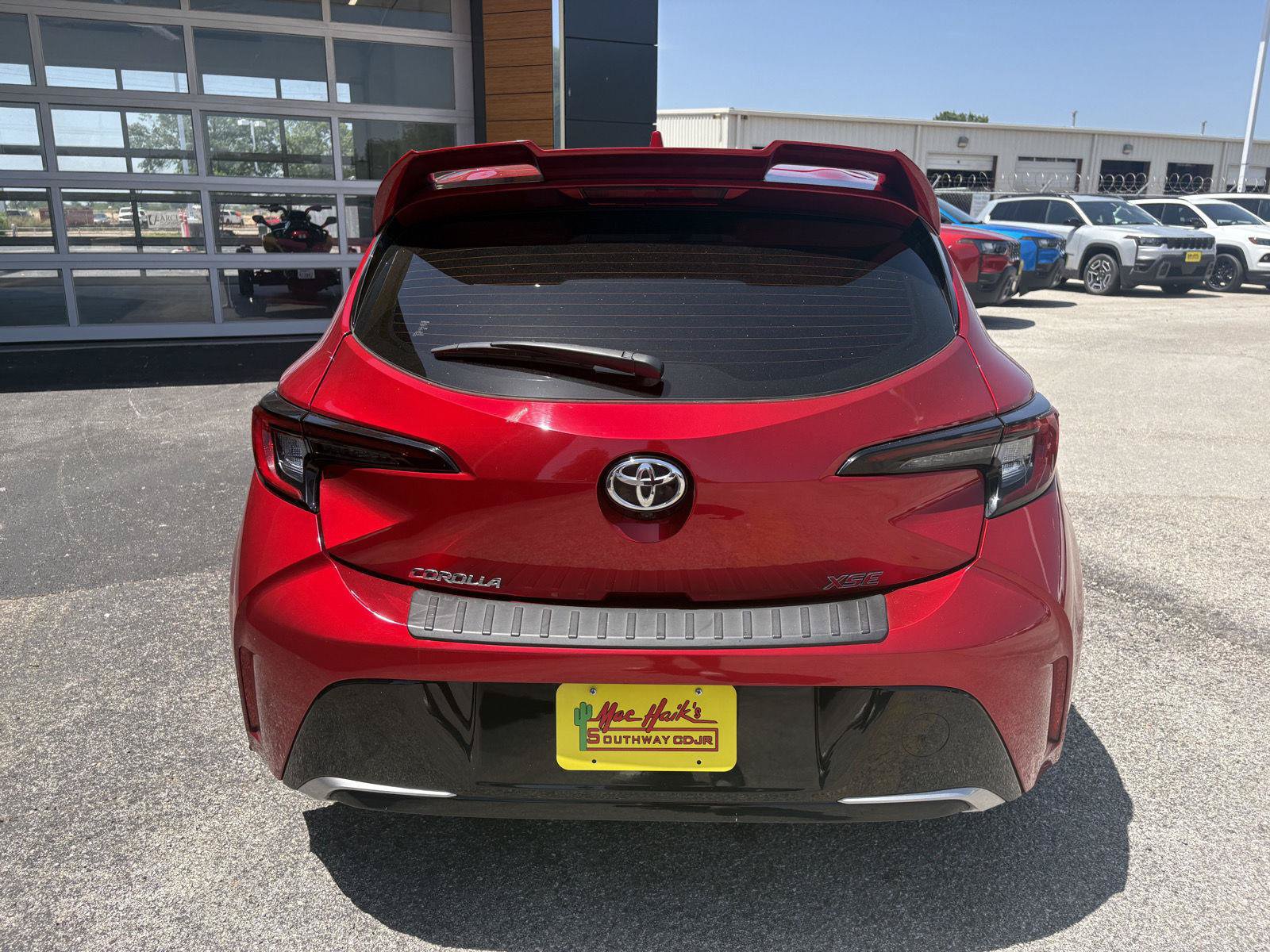 Used 2025 Toyota Corolla XSE FWD image 4