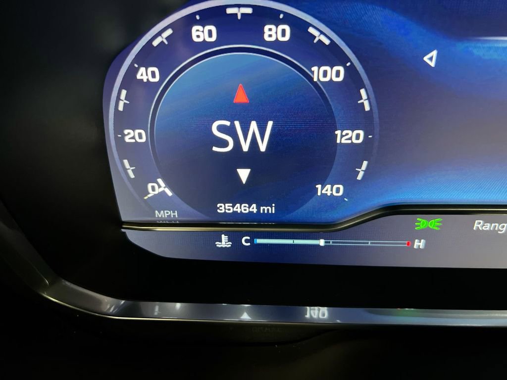 Used 2023 Chevrolet Tahoe LT AWD/4WD image 13