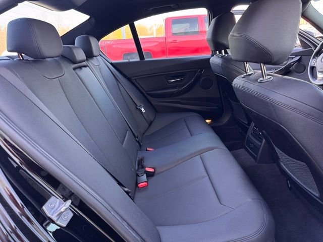 Used 2018 BMW 320i xDrive Sedan image 19