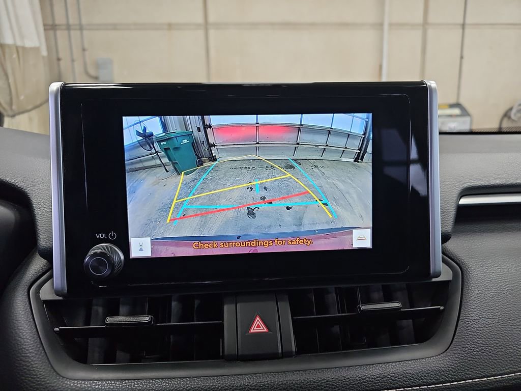 Used 2024 Toyota RAV4 LE AWD/4WD image 22