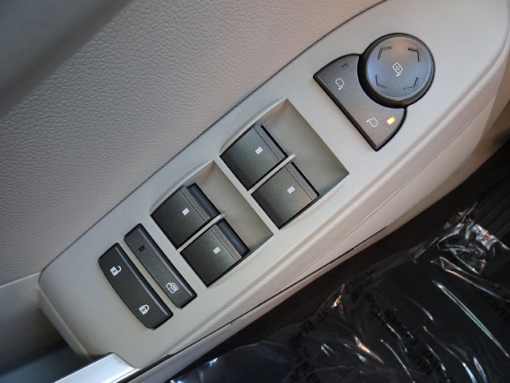 Used 2009 Cadillac CTS 3.6 AWD w/ Wood Trim Package image 22