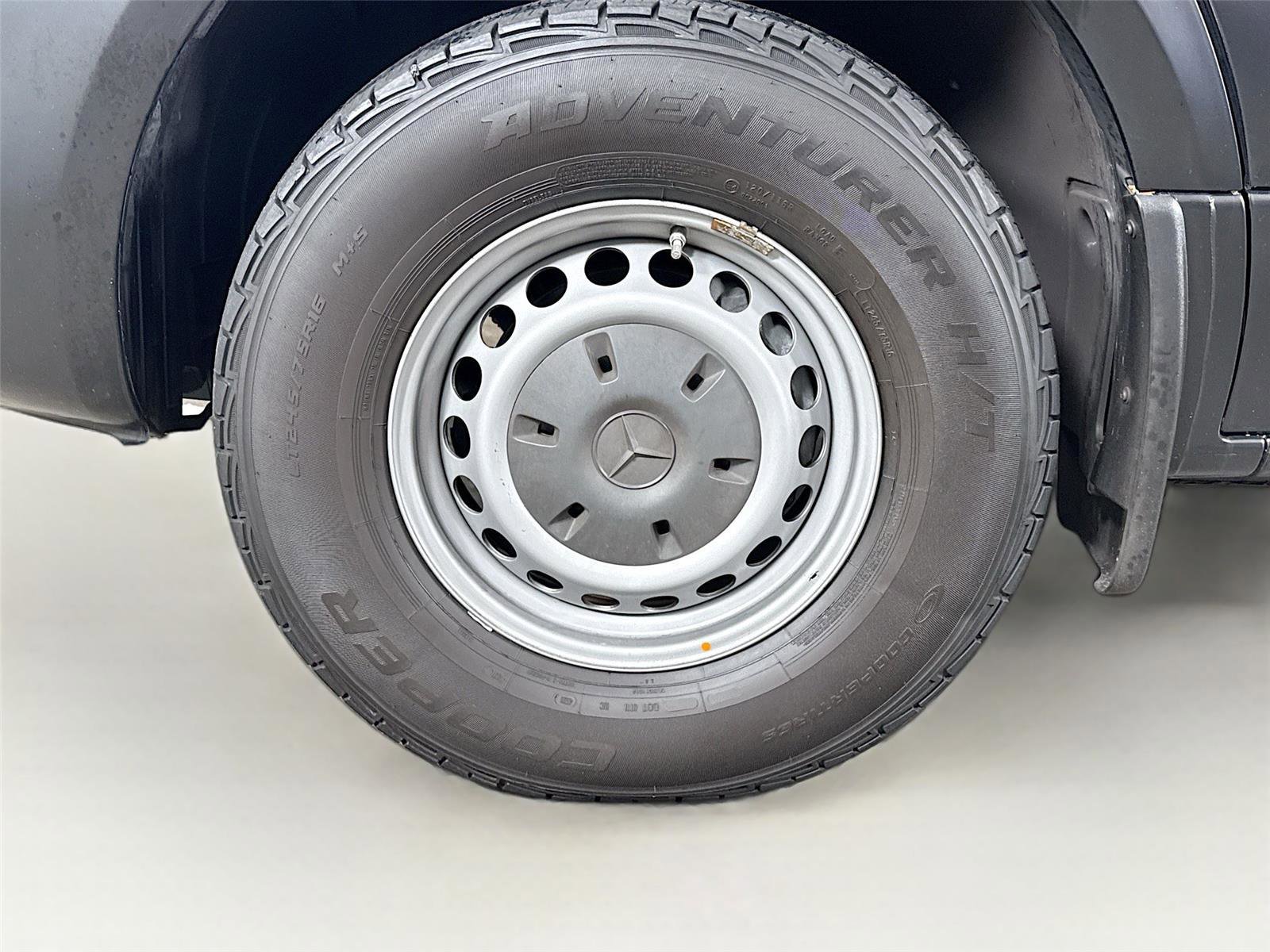 Used 2019 Mercedes-Benz Sprinter 1500 w/ Premium Plus Package image 20