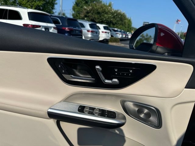 Used 2026 Mercedes-Benz GLC 300 image 19