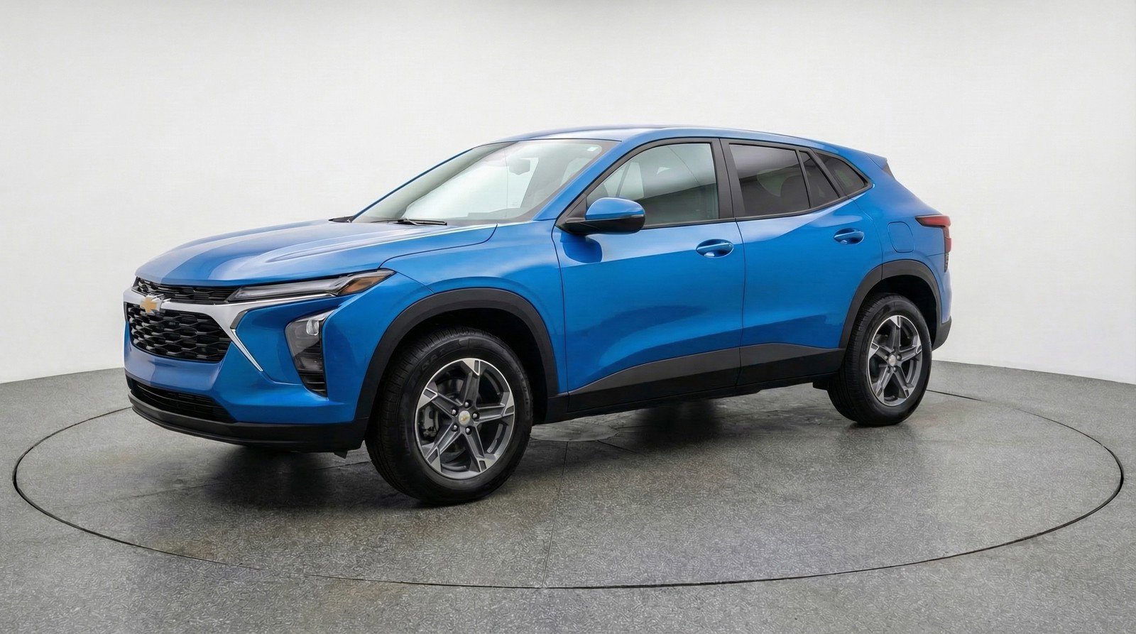 Used 2025 Chevrolet Blazer LT image 3