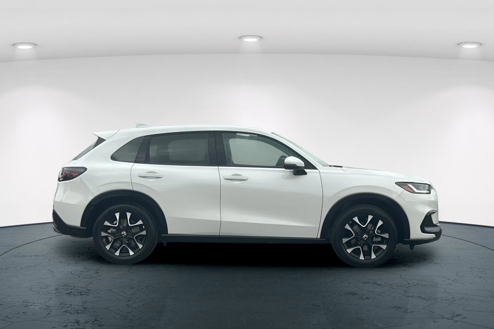 Certified 2026 Honda HR-V EX-L image 7