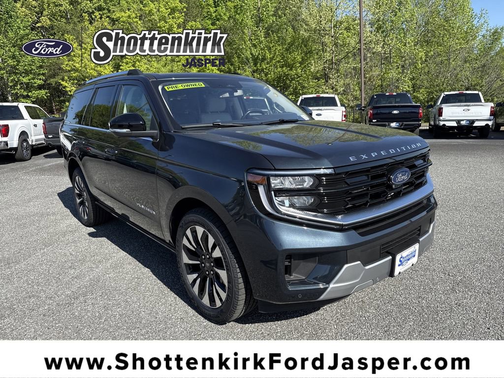 Used 2025 Ford Expedition Platinum w/ Driver's Package image 1