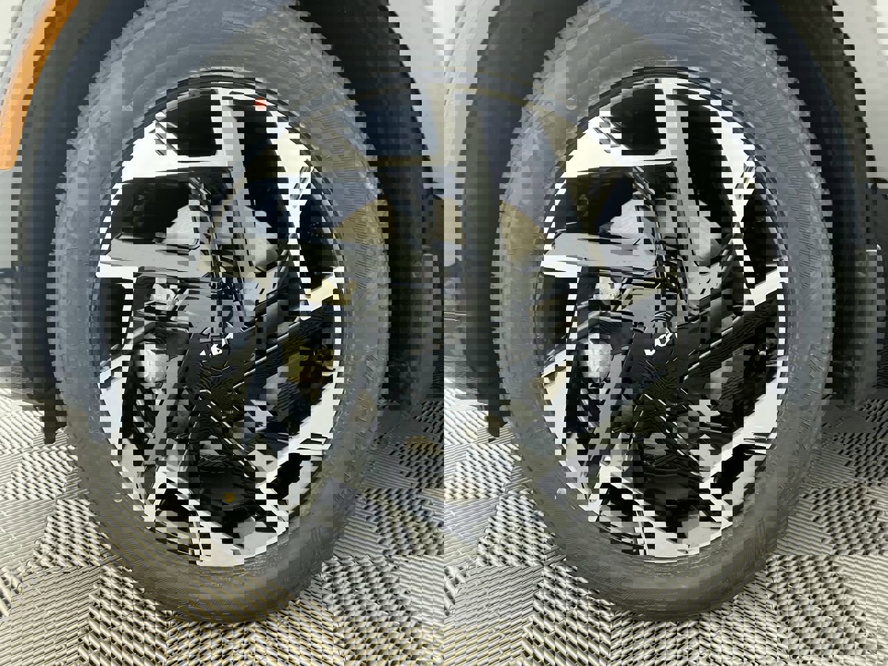 Used 2023 Kia Sportage SX image 13