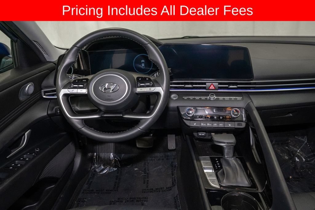 Used 2023 Hyundai Elantra Limited FWD image 6