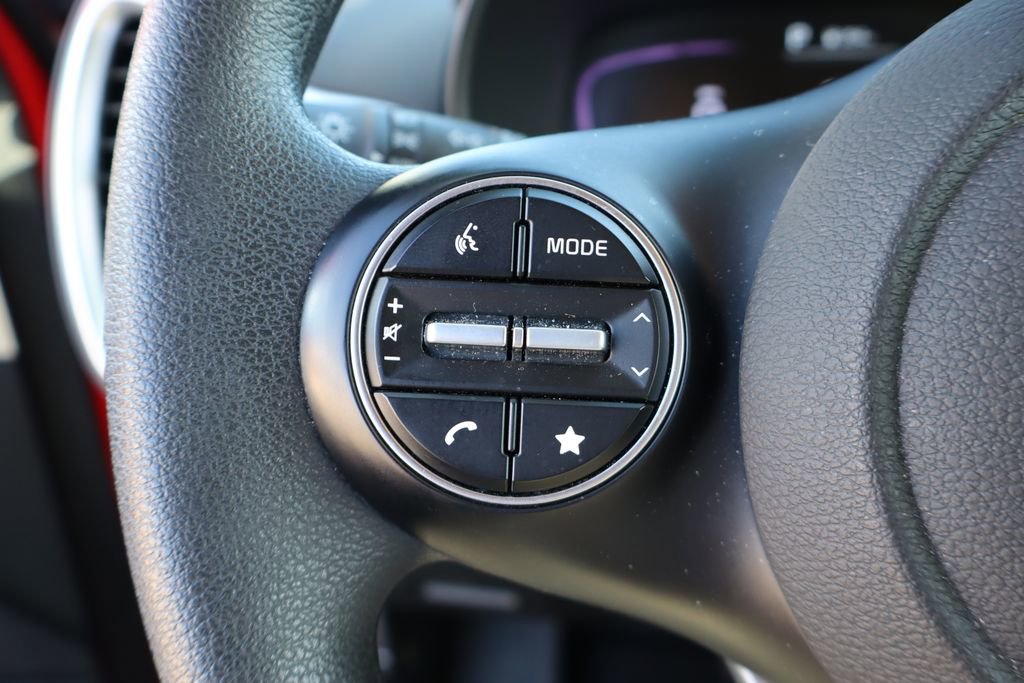 Used 2025 Kia Soul LX w/ Option Group 015 image 13
