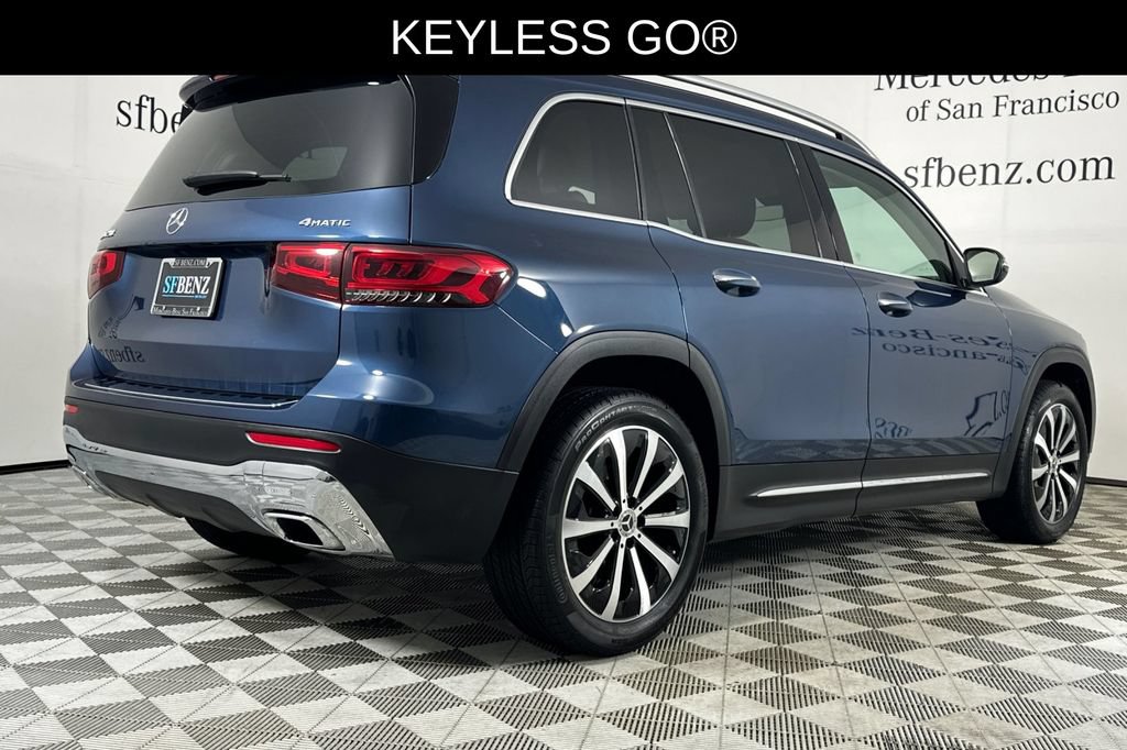 Used 2022 Mercedes-Benz GLB 250 4MATIC image 4