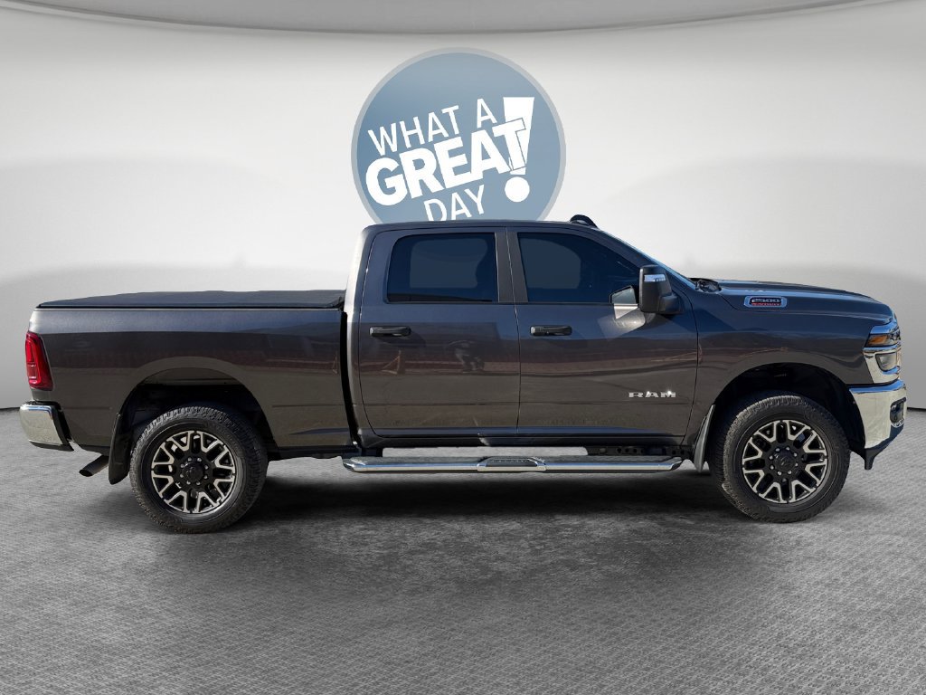Used 2025 RAM 2500 Big Horn w/ Safety Group AWD/4WD image 2