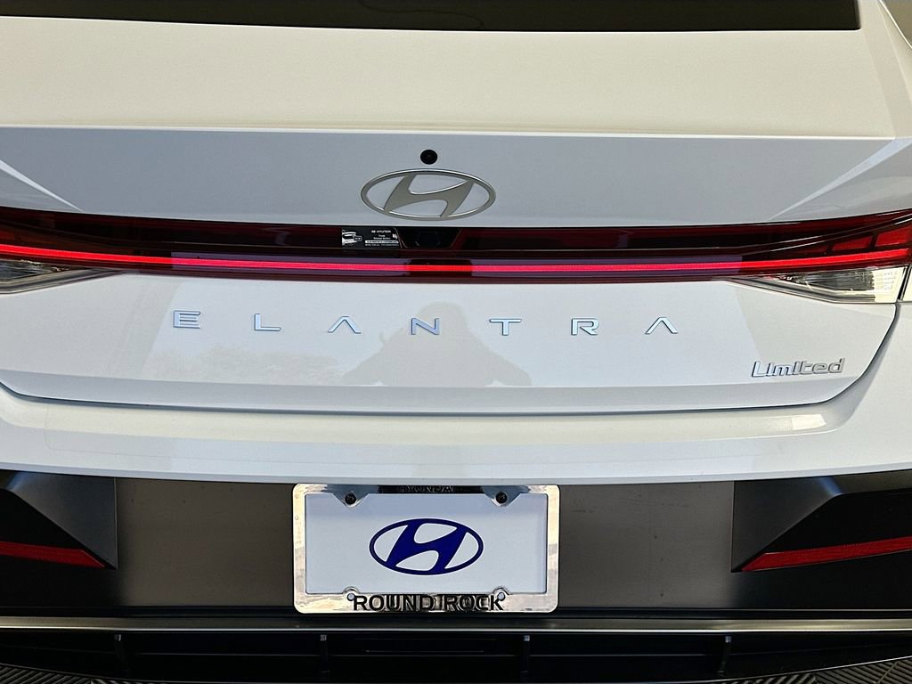 New 2026 Hyundai Elantra Limited w/ Cargo Package image 21