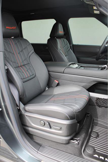 Used 2026 Nissan Armada PRO-4X image 14